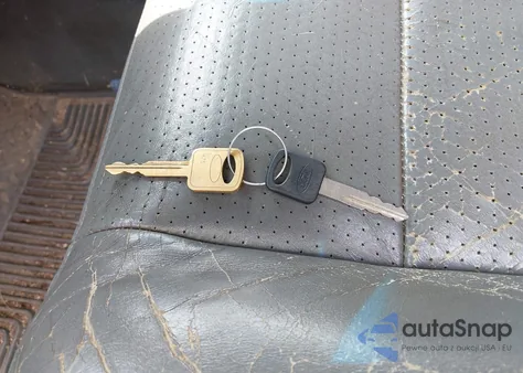 2003 Ford F-350 Lariat/Xl/Xlt z USA, uszkodzony, nr VIN 1FTSX31F23EA17186